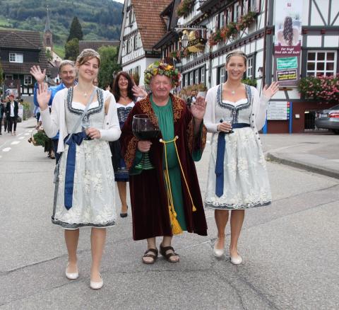 der Bacchus mit seinen Bacchantinnen